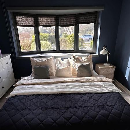 Formby, Spacious True Bungalow Steps From Beach Экстерьер фото